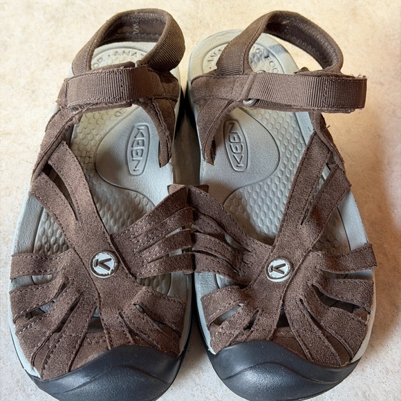 Keen Brown Sandals. Womens Size 8. - Picture 6 of 11